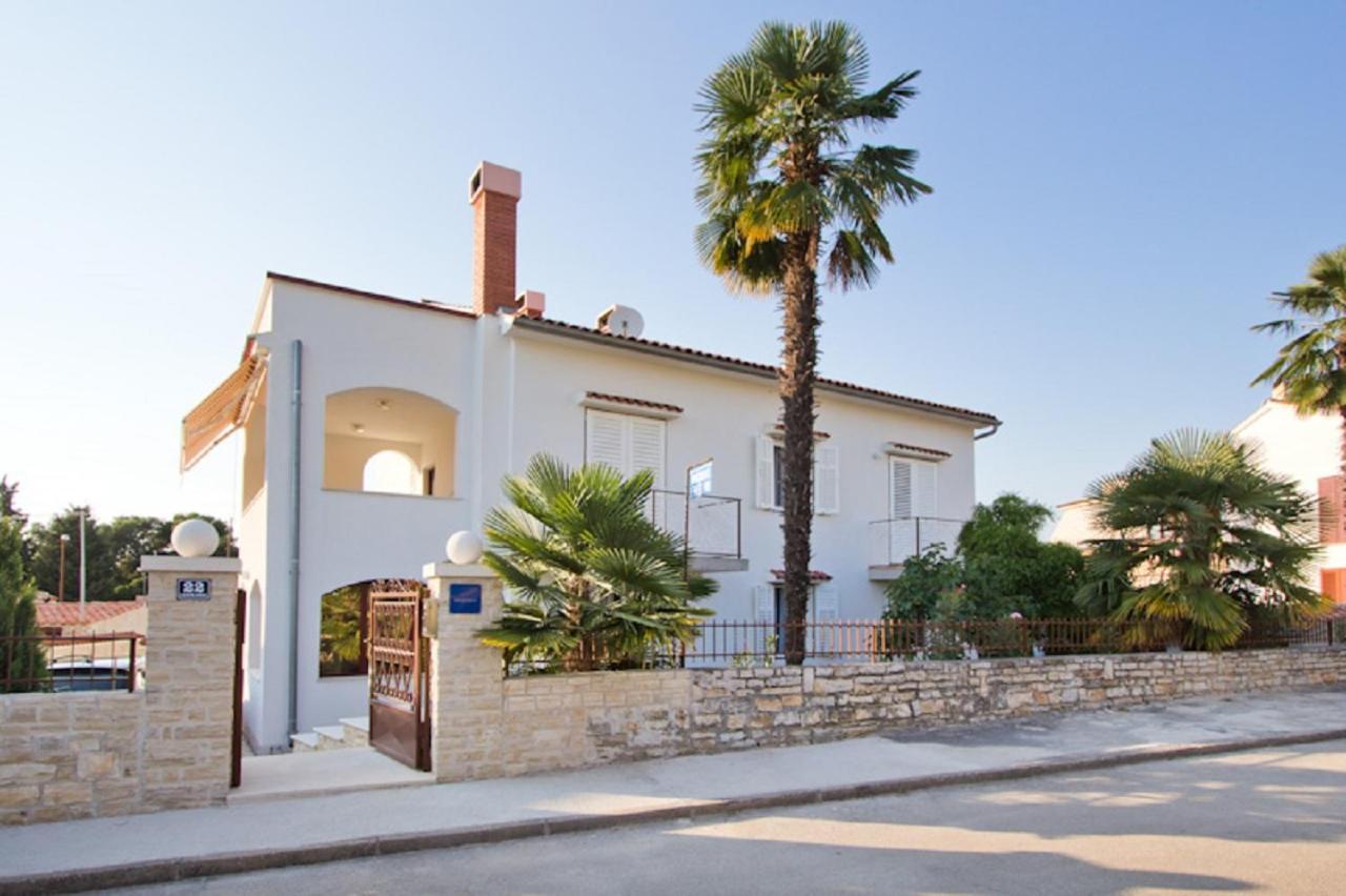 Vila Renato Porec Exterior photo